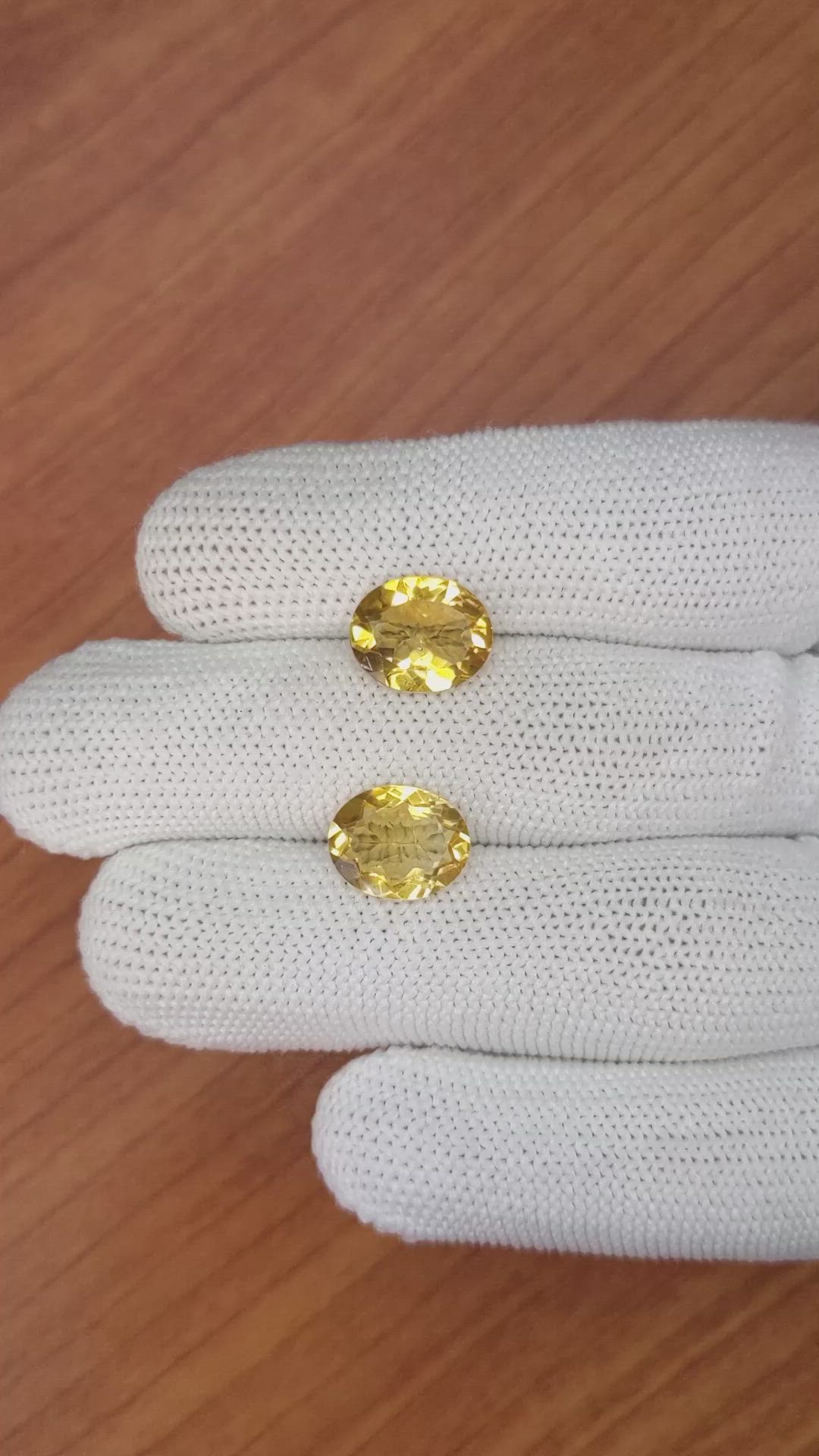 5.15&nbsp;Ct.Tw.Total Carat Weight Citrine Pair from Brazil Size Video