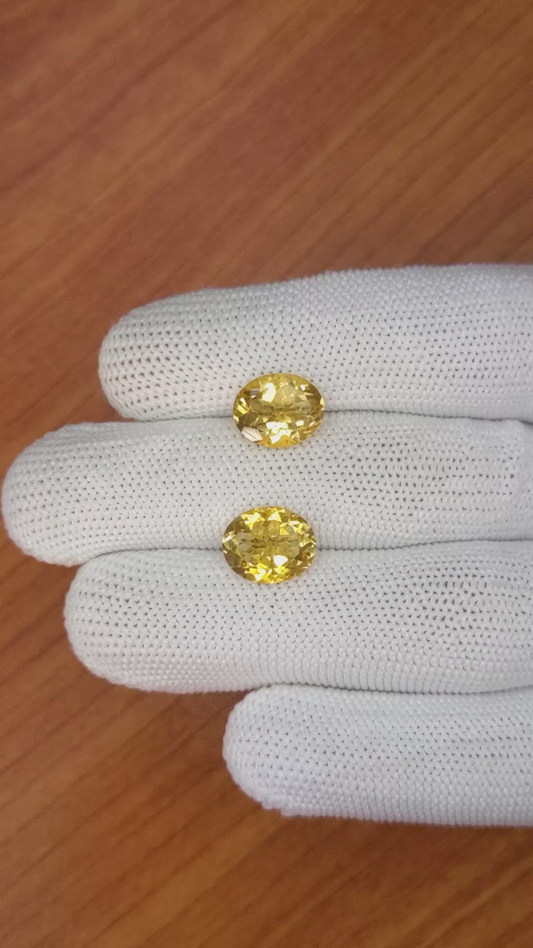5.55&nbsp;Ct.Tw.Total Carat Weight Citrine Pair from Brazil Size Video