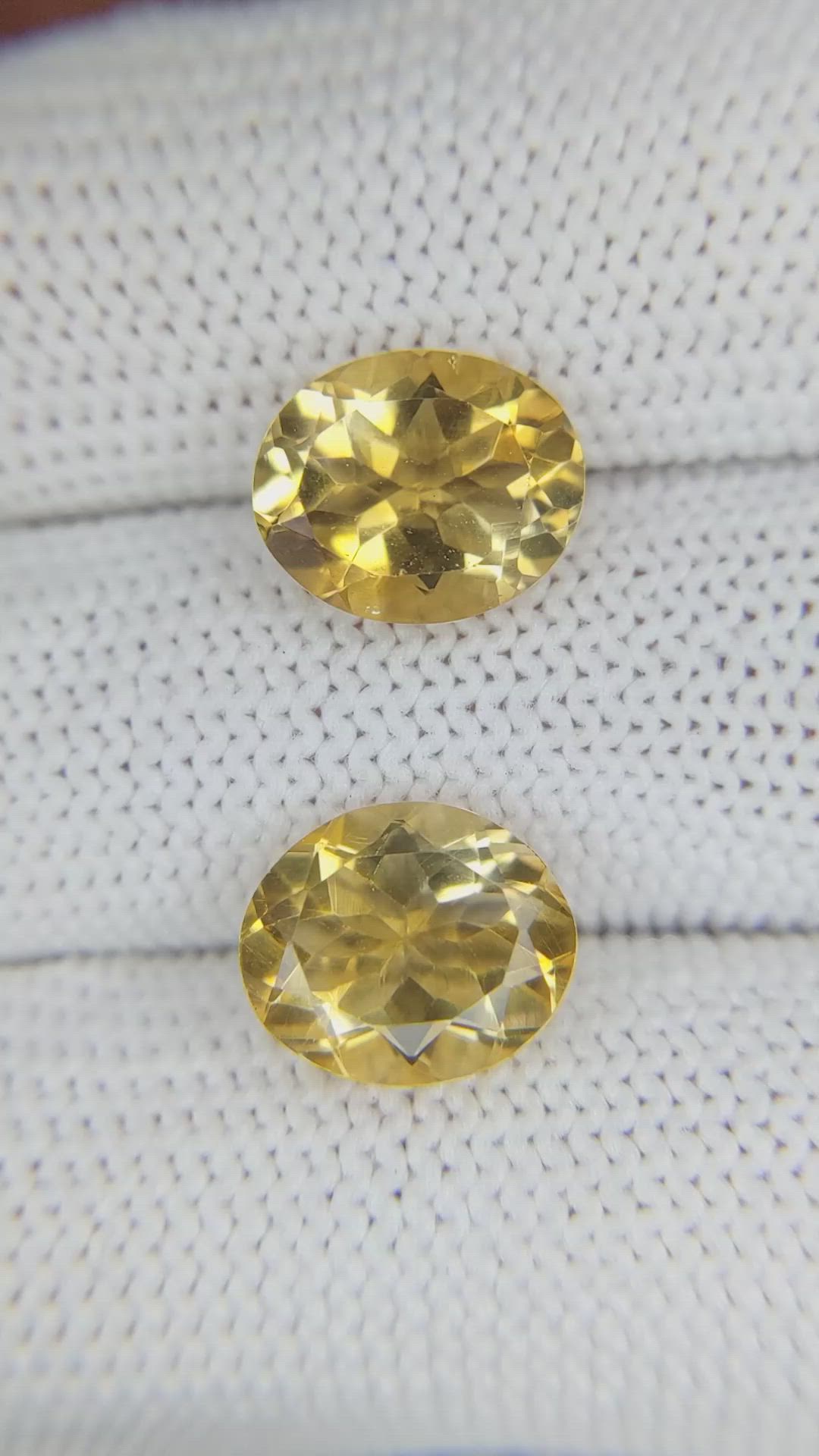 5.67&nbsp;Ct.Tw.Total Carat Weight Citrine Pair from Brazil Size Video