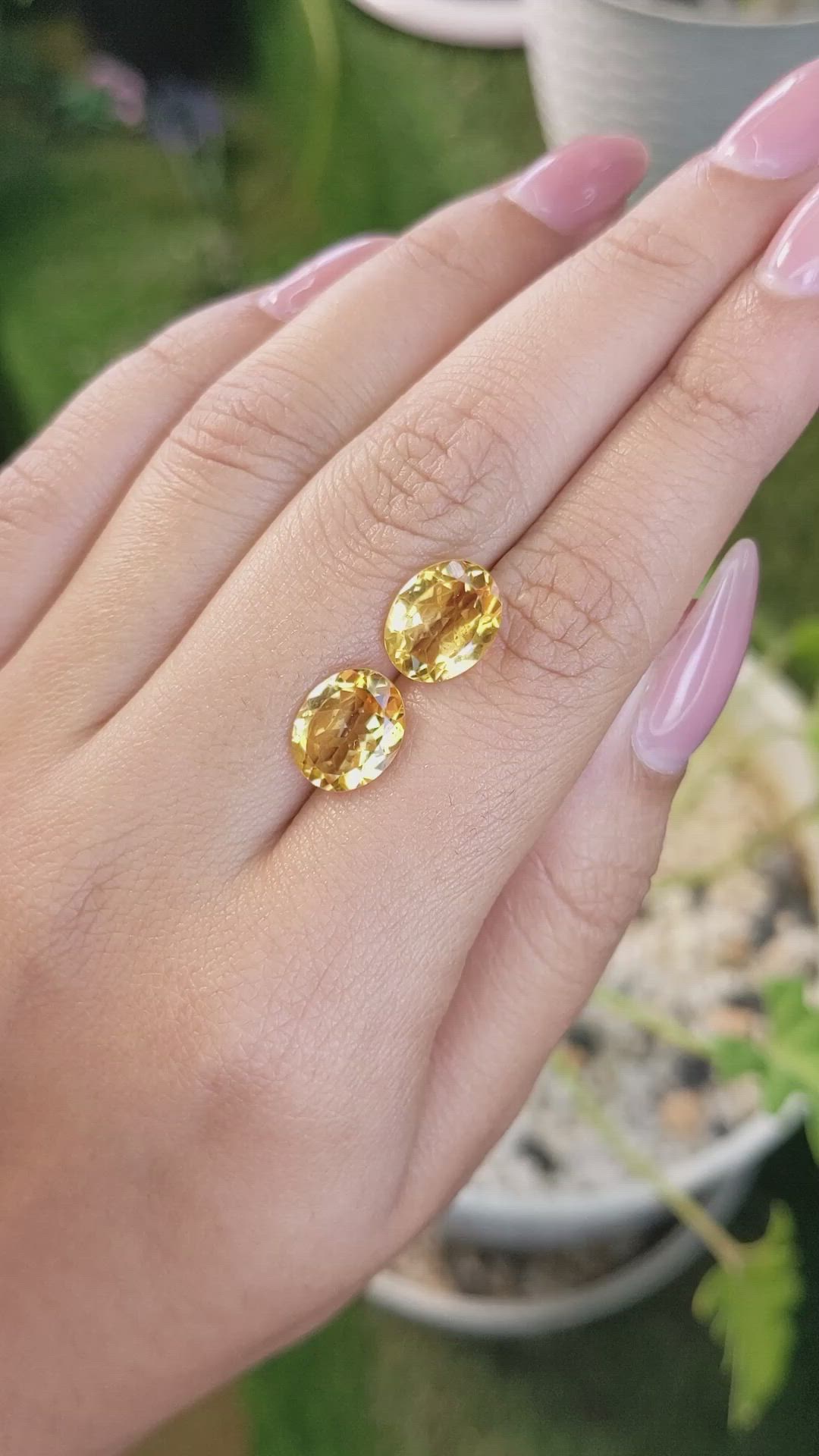 5.14&nbsp;Ct.Tw.Total Carat Weight Citrine Pair from Brazil Size Video