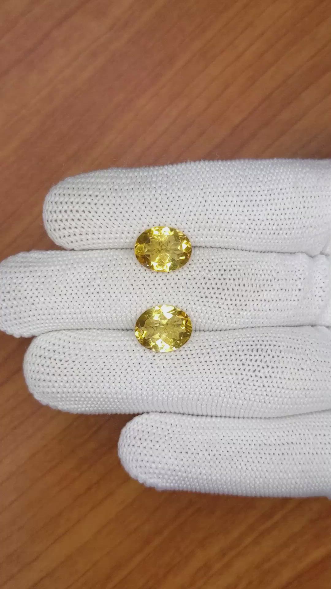 5.14&nbsp;Ct.Tw.Total Carat Weight Citrine Pair from Brazil Size Video