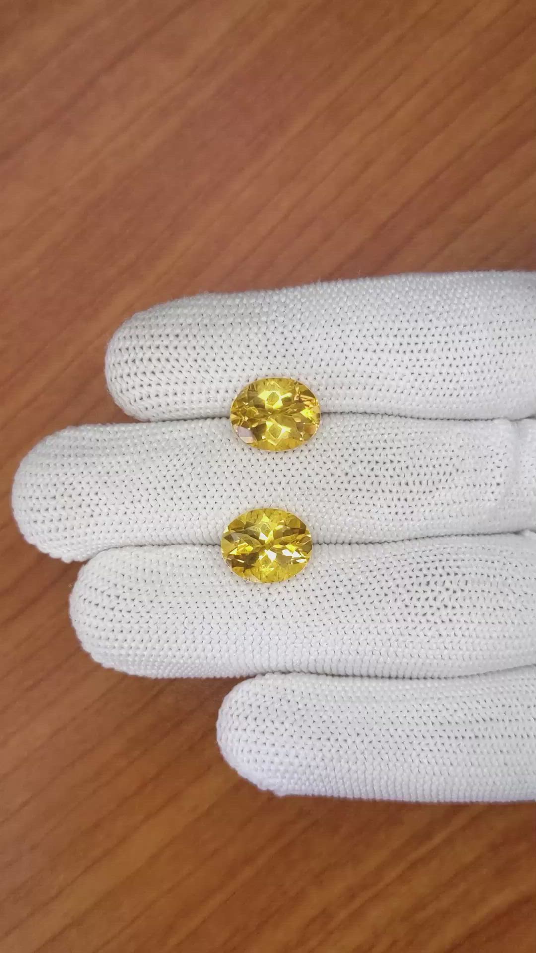 6.89&nbsp;Ct.Tw.Total Carat Weight Citrine Pair from Brazil Size Video