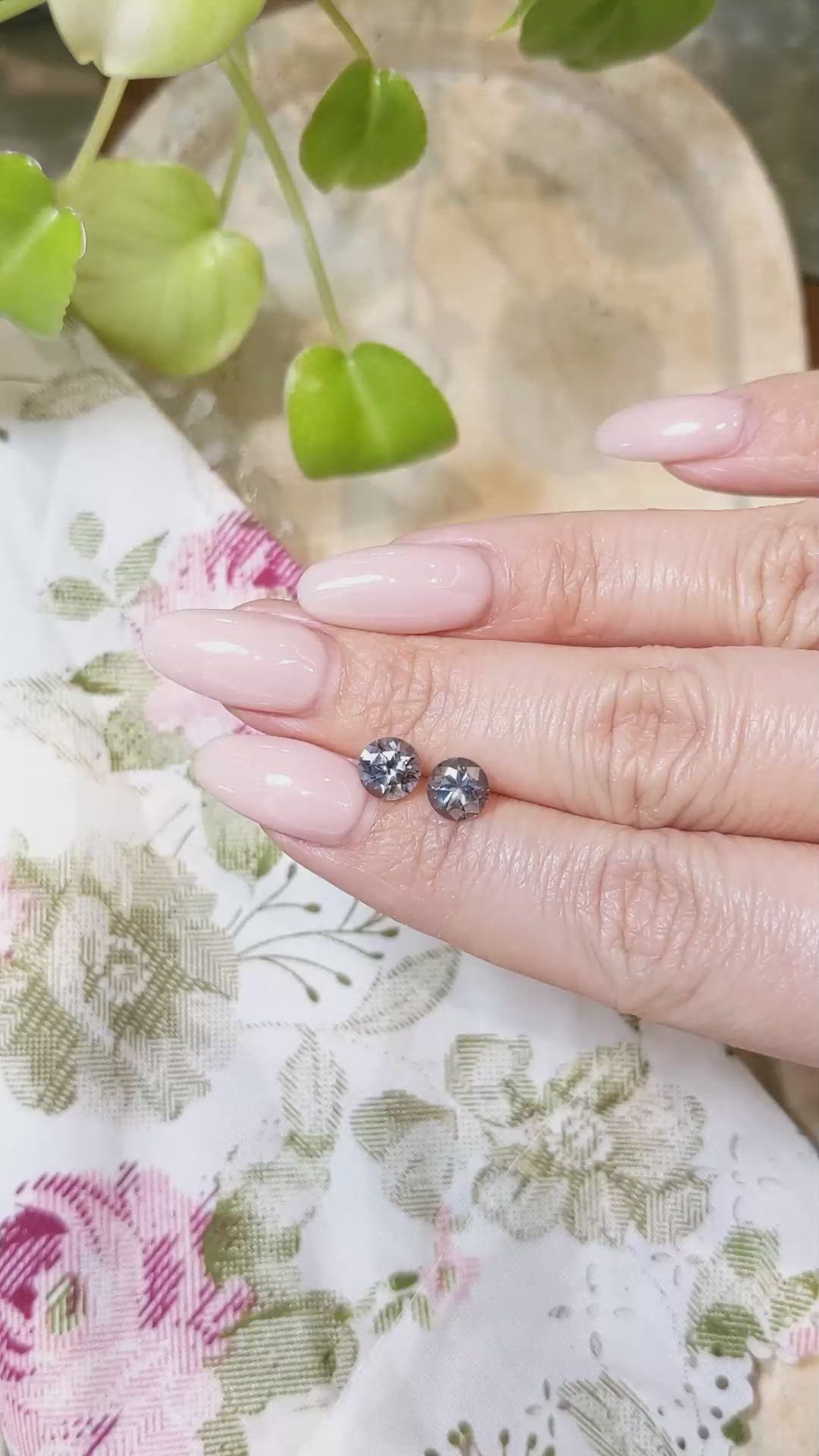 2.28&nbsp;Ct.Tw.Total Carat Weight Spinel Pair from Mozambique Size Video