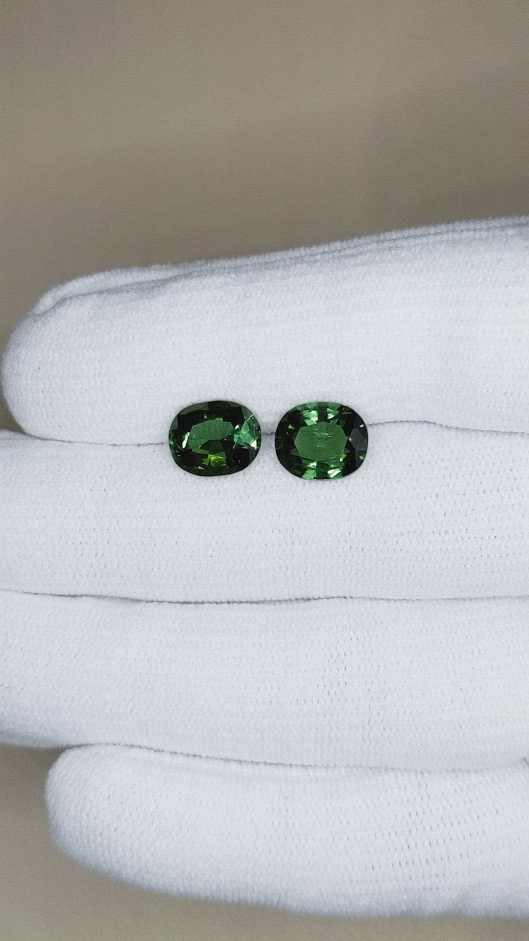 4.31&nbsp;Ct.Tw.Total Carat Weight Tourmaline Pair from Mozambique Size Video