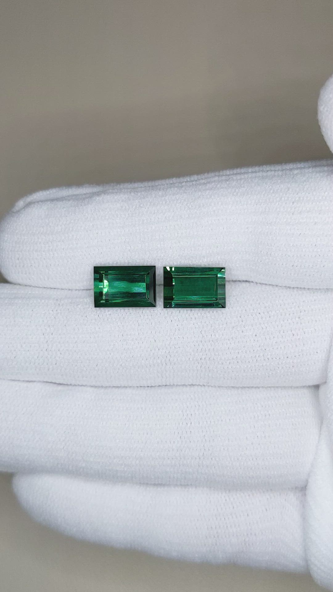 7.12&nbsp;Ct.Tw.Total Carat Weight Tourmaline Pair from Mozambique Size Video