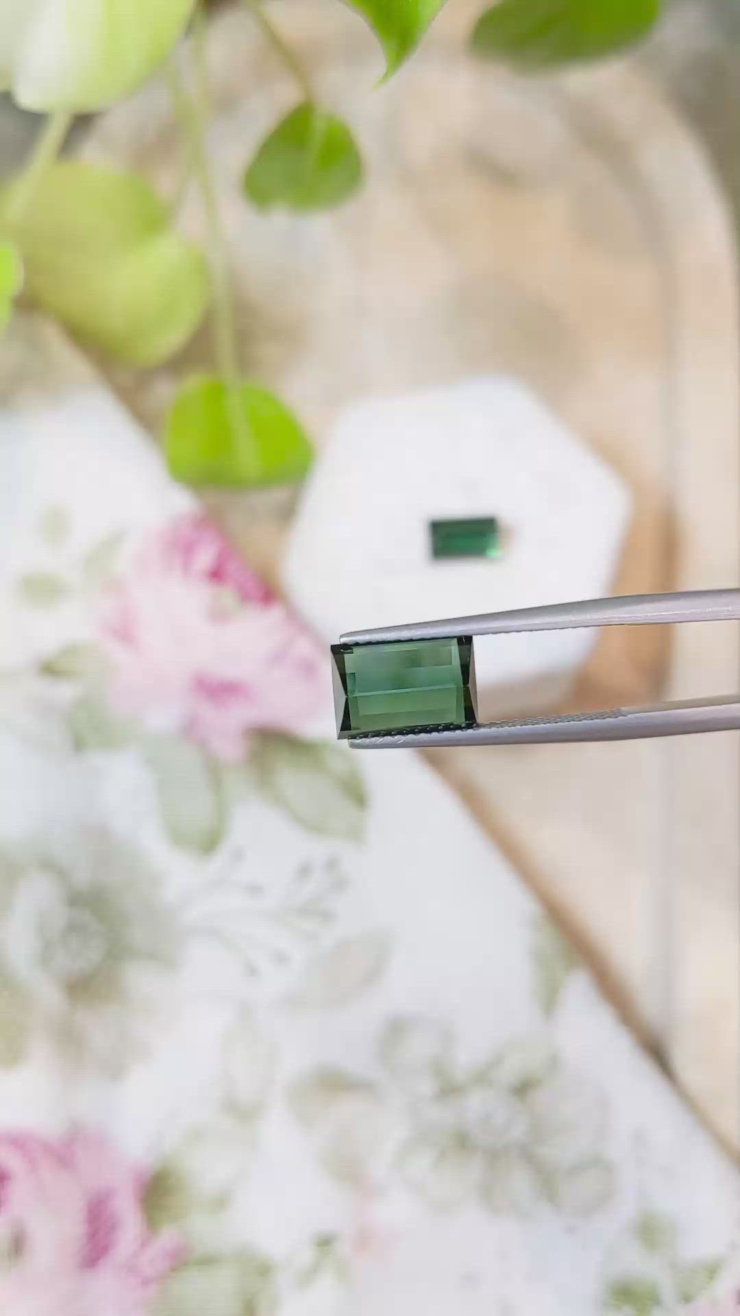 7.12&nbsp;Ct.Tw.Total Carat Weight Tourmaline Pair from Mozambique Size Video