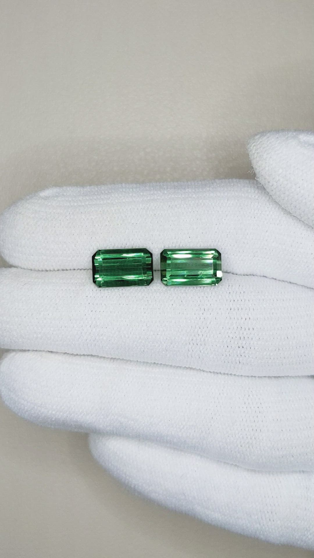 4.97&nbsp;Ct.Tw.Total Carat Weight Tourmaline Pair from Mozambique Size Video