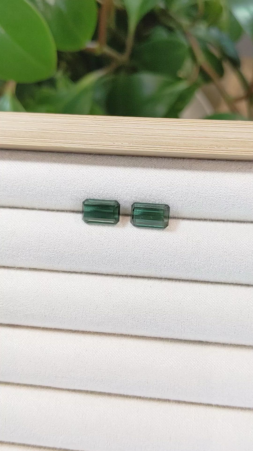 4.97&nbsp;Ct.Tw.Total Carat Weight Tourmaline Pair from Mozambique Size Video