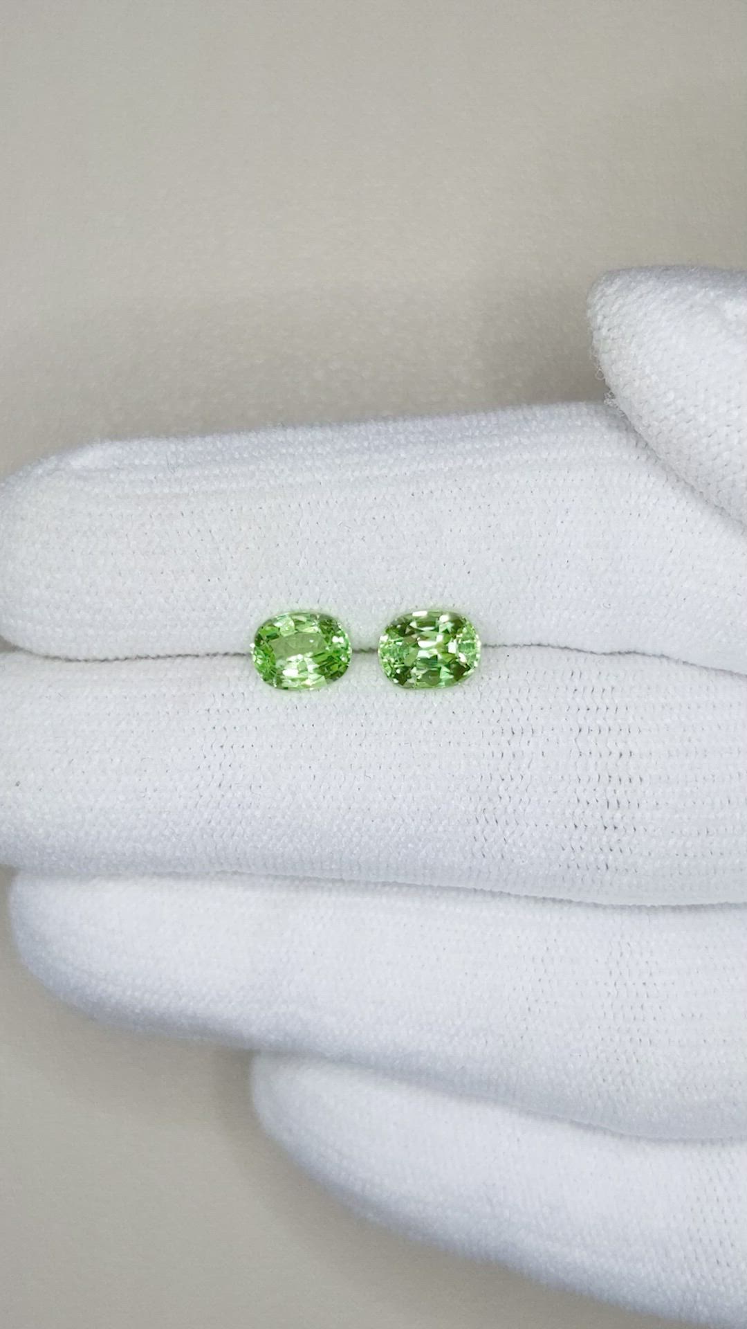 1.91&nbsp;Ct.Tw.Total Carat Weight Tsavorite Garnet Pair from Tanzania Size Video