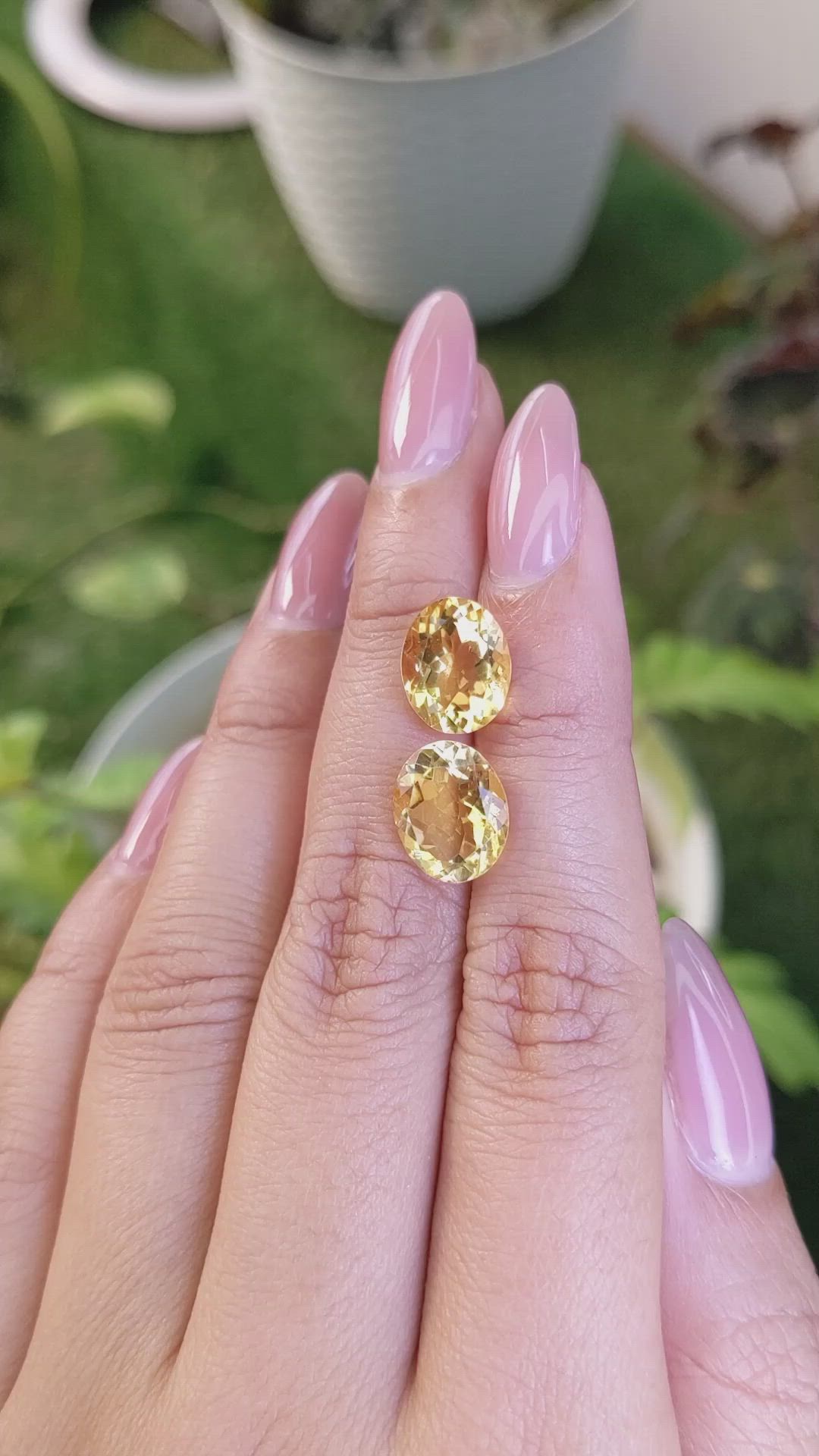 6.37&nbsp;Ct.Tw.Total Carat Weight Citrine Pair from Brazil Size Video