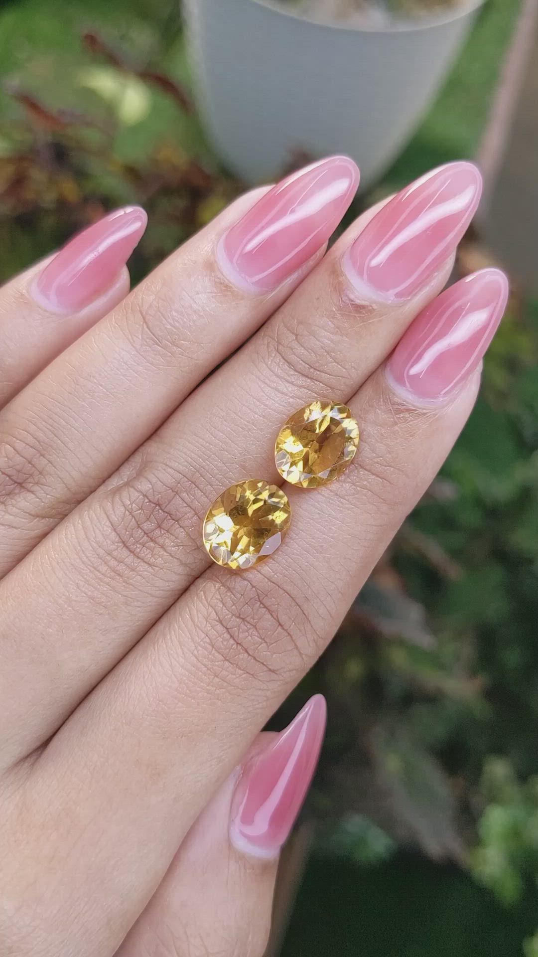 5.64&nbsp;Ct.Tw.Total Carat Weight Citrine Pair from Brazil Size Video