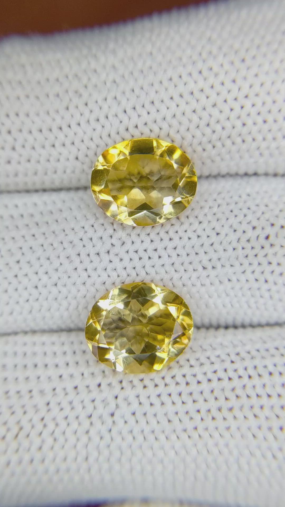5.19&nbsp;Ct.Tw.Total Carat Weight Citrine Pair from Brazil Size Video