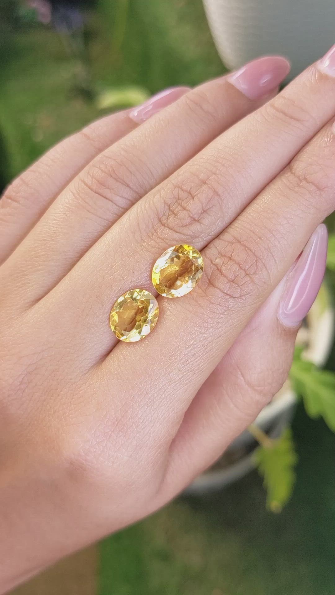 5.39&nbsp;Ct.Tw.Total Carat Weight Citrine Pair from Brazil Size Video