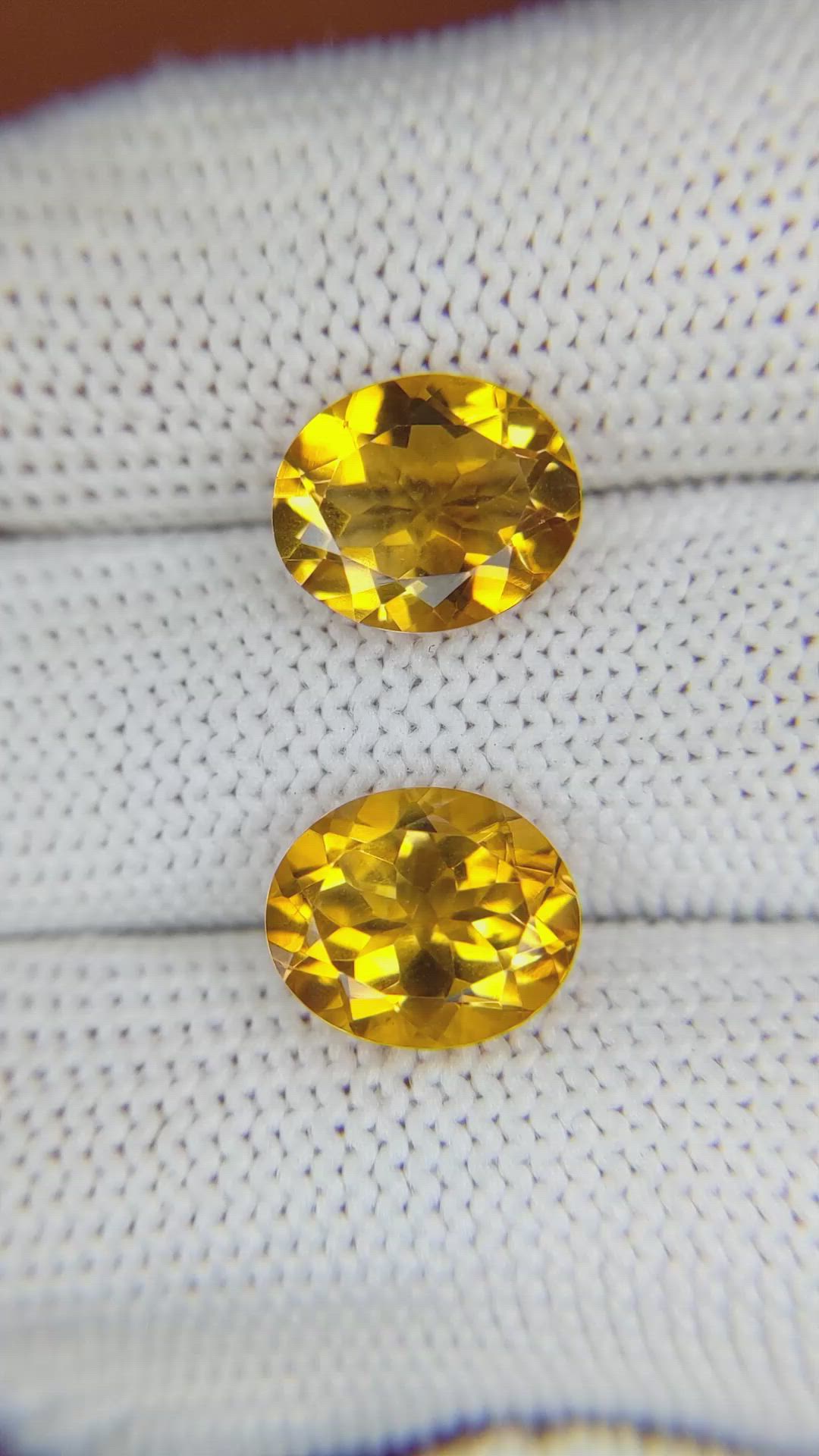 6.03&nbsp;Ct.Tw.Total Carat Weight Citrine Pair from Brazil Size Video