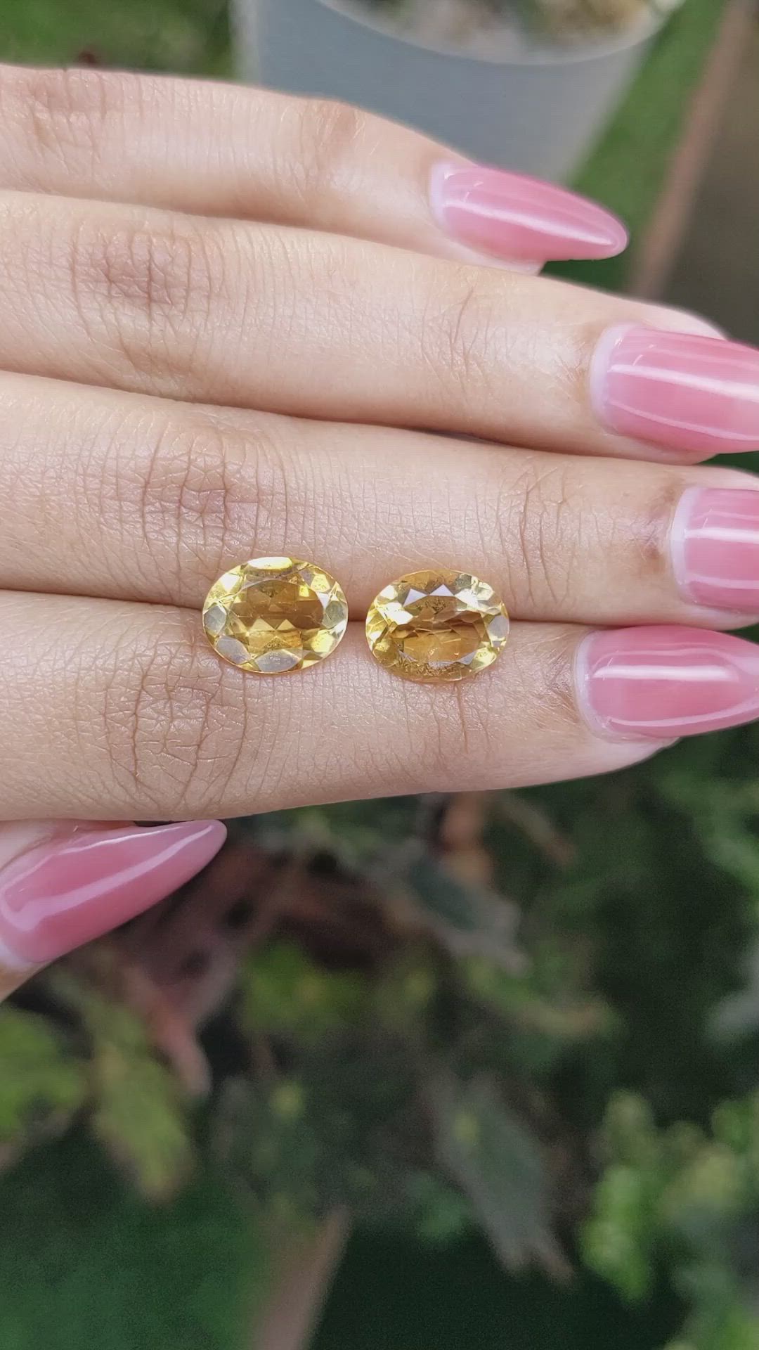 5.56&nbsp;Ct.Tw.Total Carat Weight Citrine Pair from Brazil Size Video