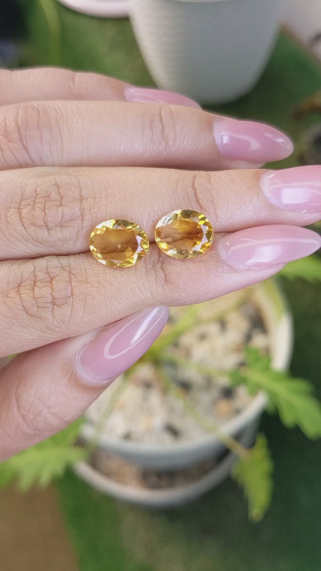 4.60&nbsp;Ct.Tw.Total Carat Weight Citrine Pair from Brazil Size Video
