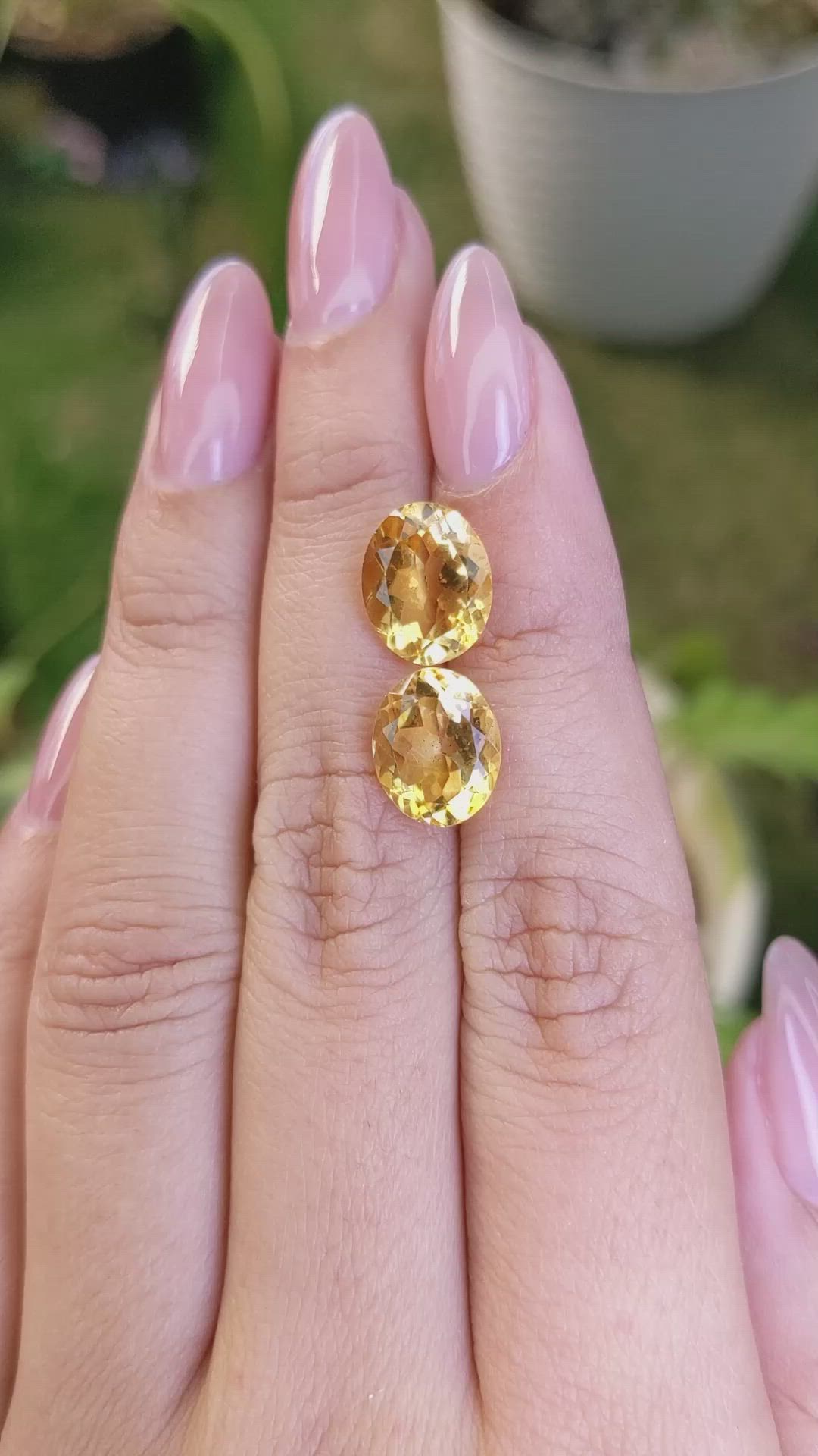 6.11&nbsp;Ct.Tw.Total Carat Weight Citrine Pair from Brazil Size Video