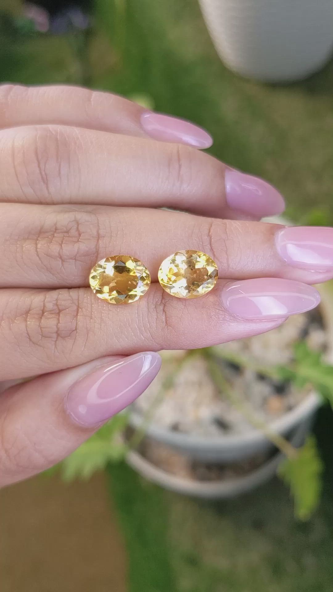 6.11&nbsp;Ct.Tw.Total Carat Weight Citrine Pair from Brazil Size Video