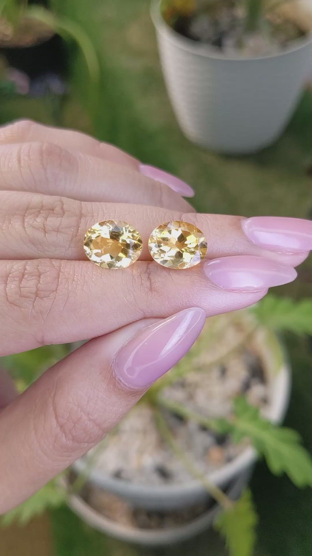 7.39&nbsp;Ct.Tw.Total Carat Weight Citrine Pair from Brazil Size Video