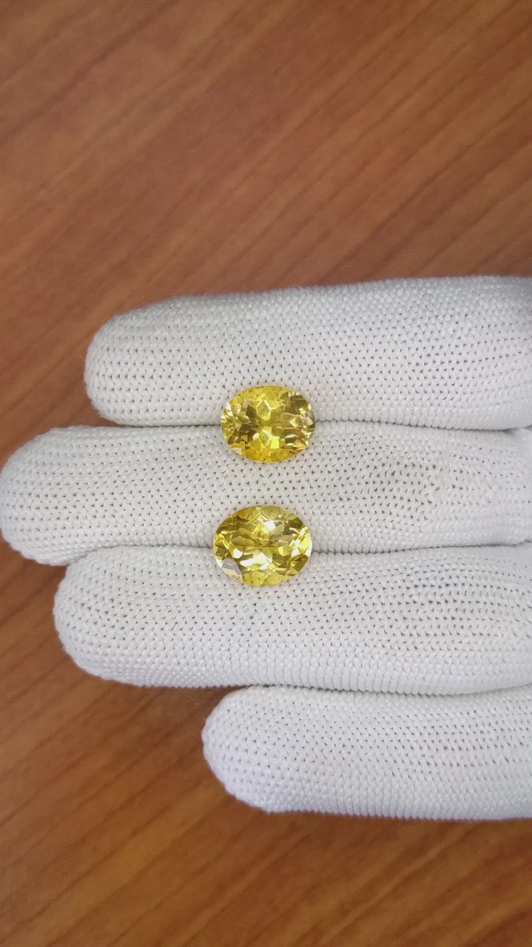 7.39&nbsp;Ct.Tw.Total Carat Weight Citrine Pair from Brazil Size Video