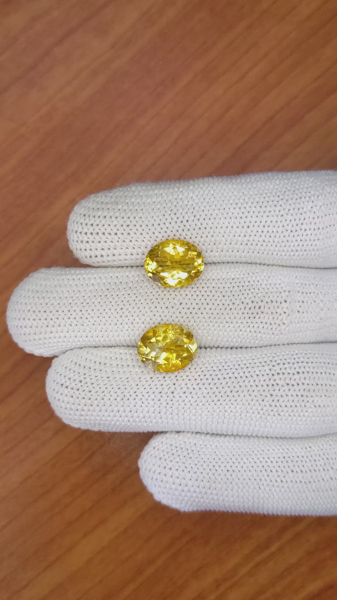 6.34&nbsp;Ct.Tw.Total Carat Weight Citrine Pair from Brazil Size Video