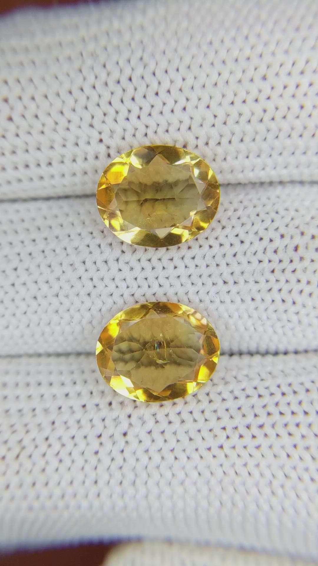 5.04&nbsp;Ct.Tw.Total Carat Weight Citrine Pair from Brazil Size Video