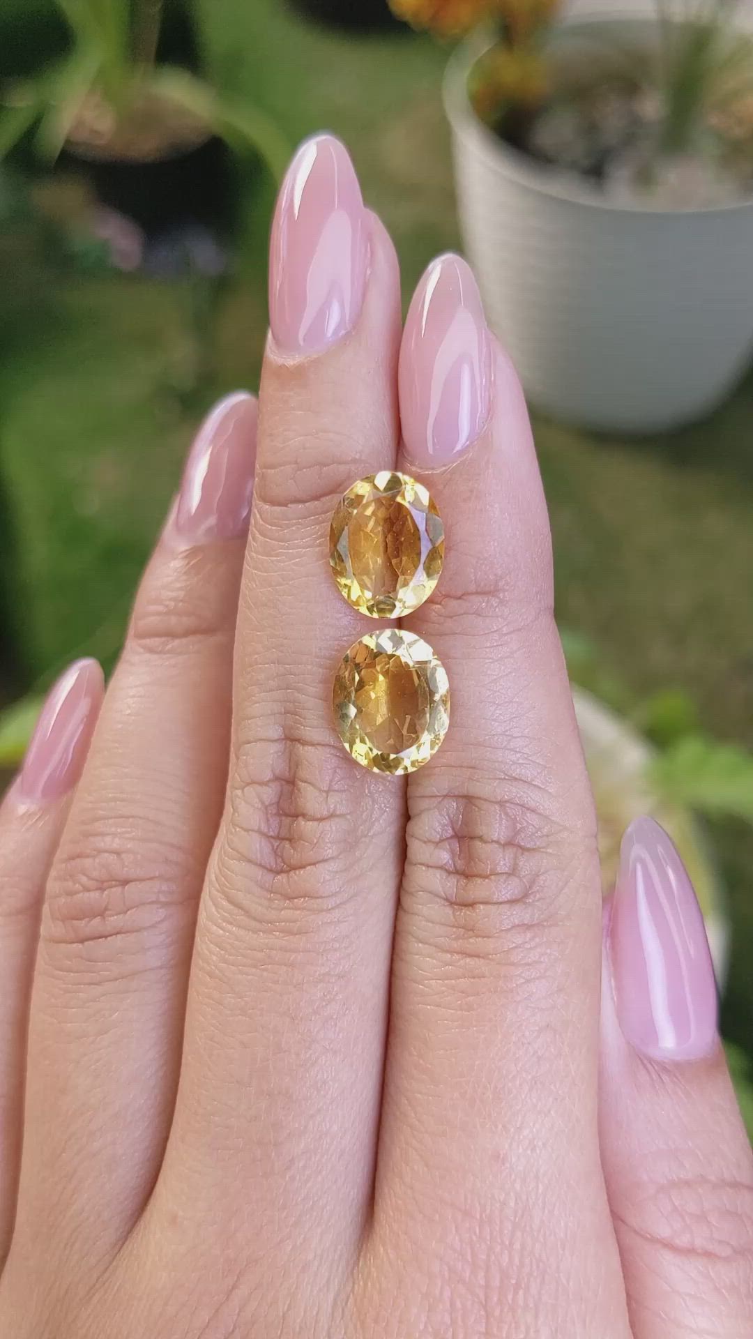 6.34&nbsp;Ct.Tw.Total Carat Weight Citrine Pair from Brazil Size Video