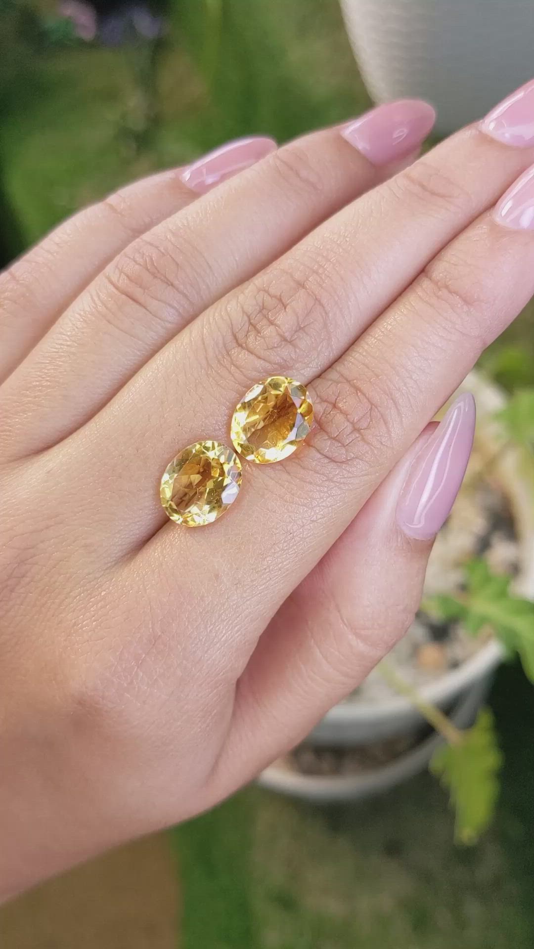 6.34&nbsp;Ct.Tw.Total Carat Weight Citrine Pair from Brazil Size Video