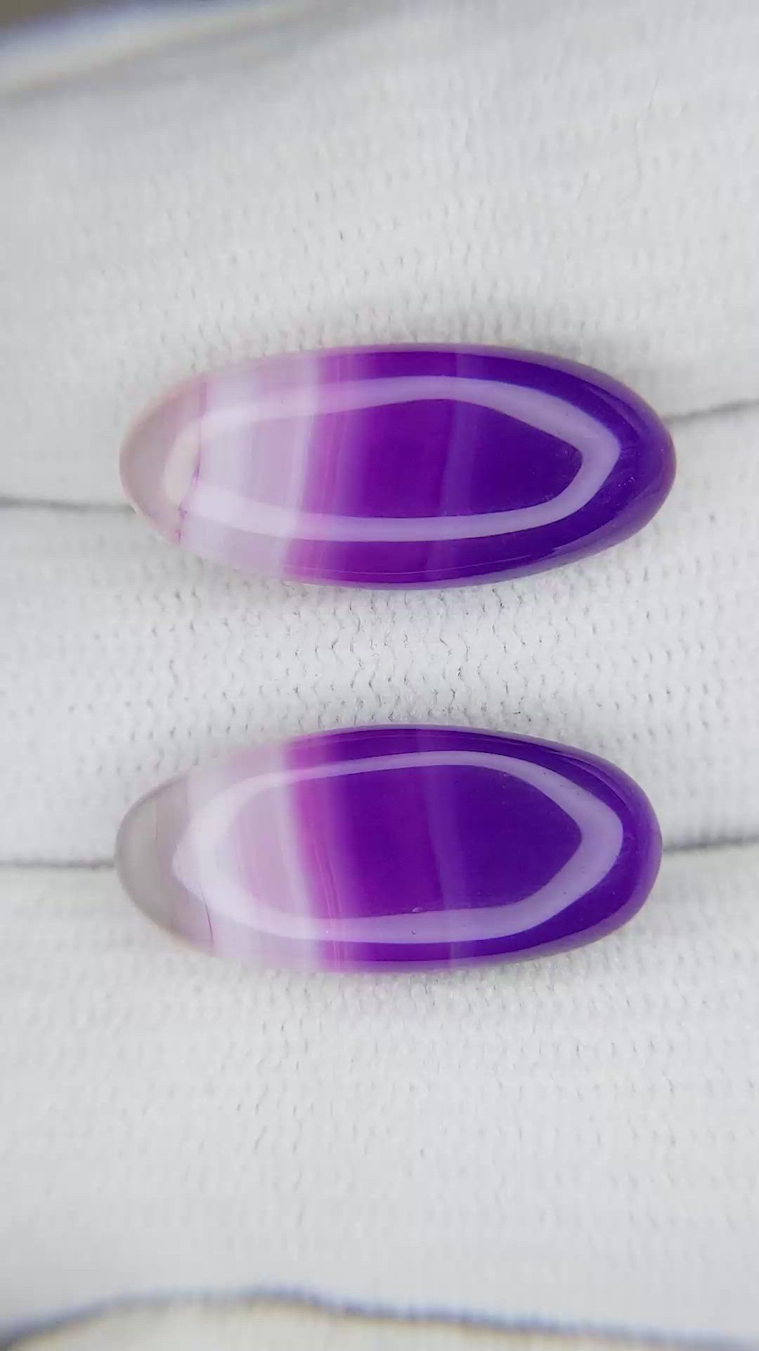 12.01&nbsp;Ct.Tw.Total Carat Weight Cabochon Agate Pair from Namibia Size Video