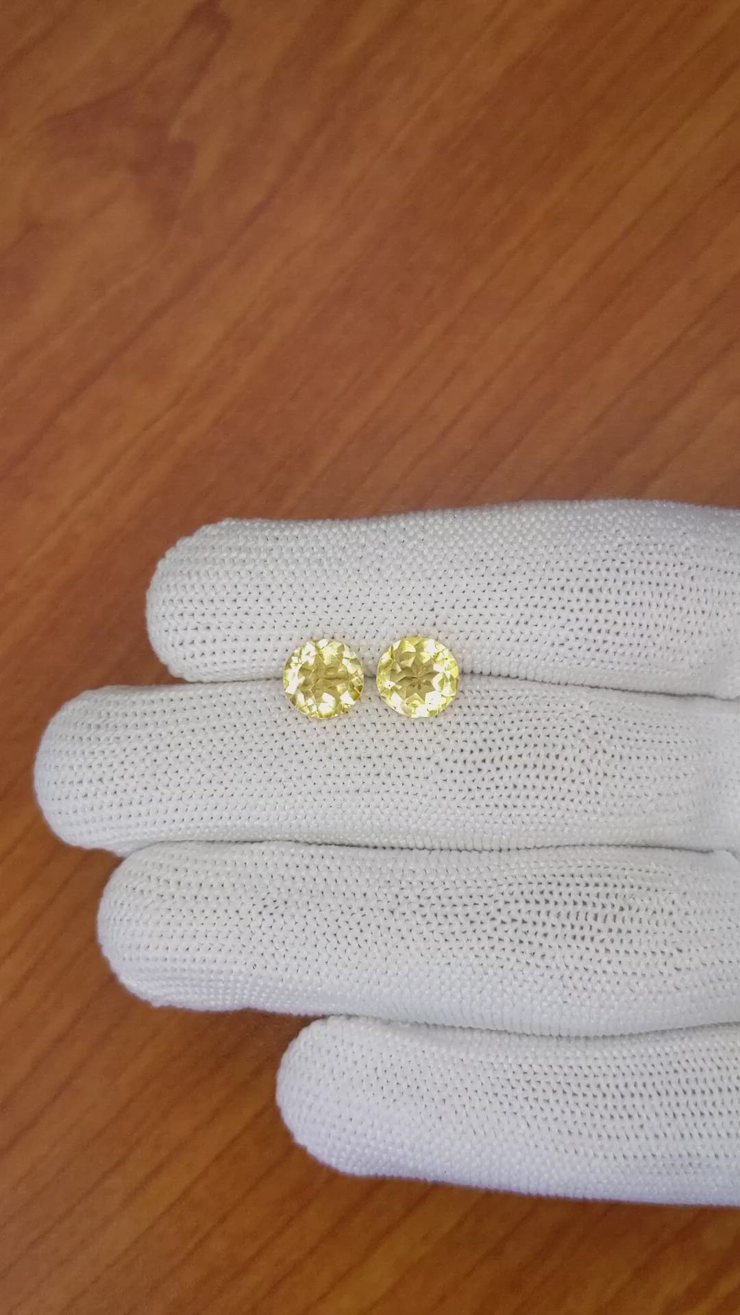 2.89&nbsp;Ct.Tw.Total Carat Weight Citrine Pair from Brazil Size Video