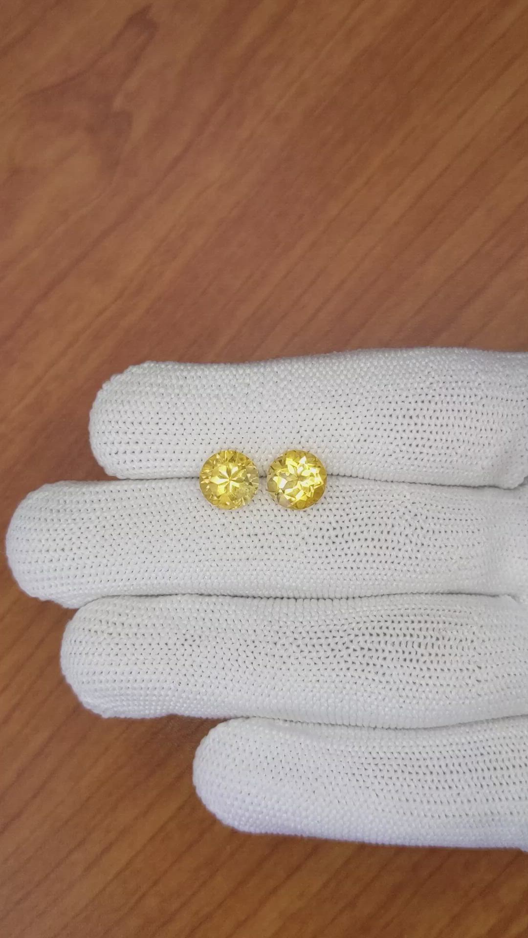 3.60&nbsp;Ct.Tw.Total Carat Weight Citrine Pair from Brazil Size Video