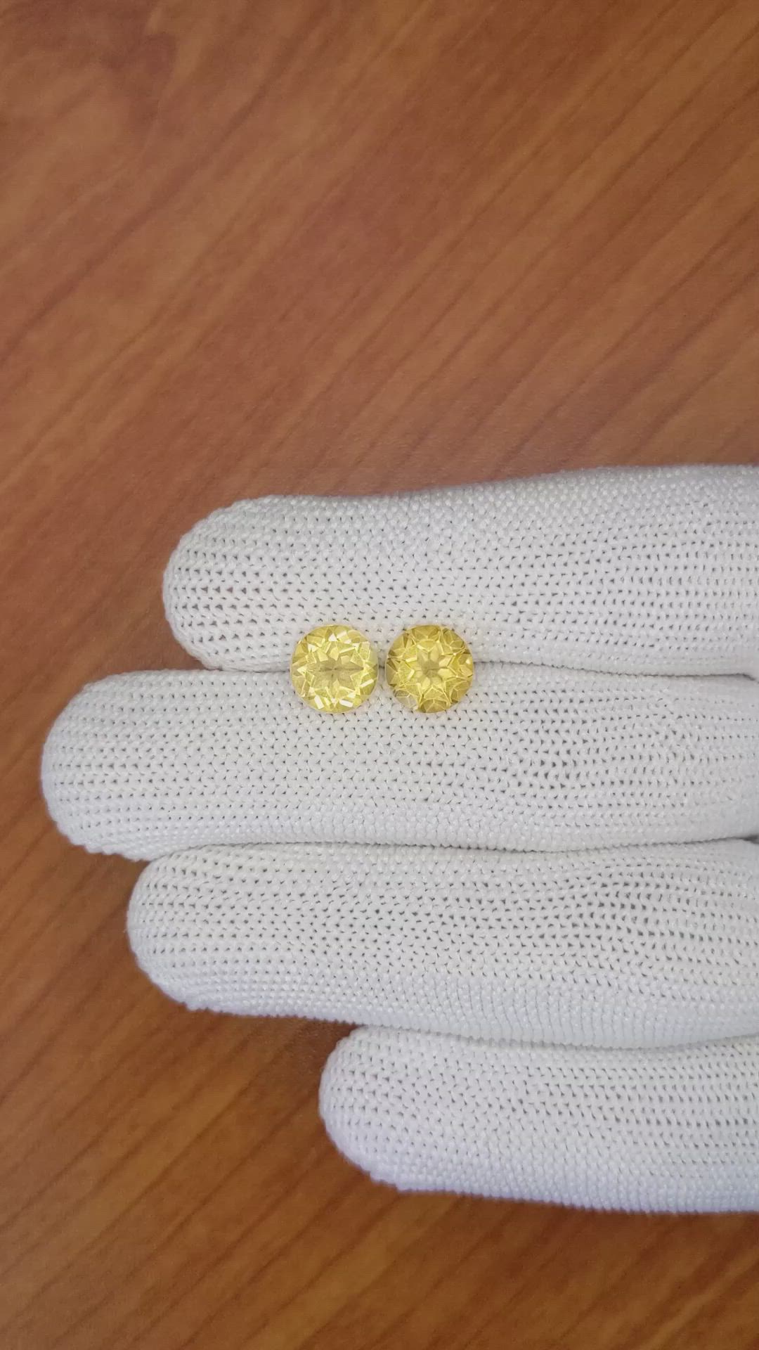 3.00&nbsp;Ct.Tw.Total Carat Weight Citrine Pair from Brazil Size Video