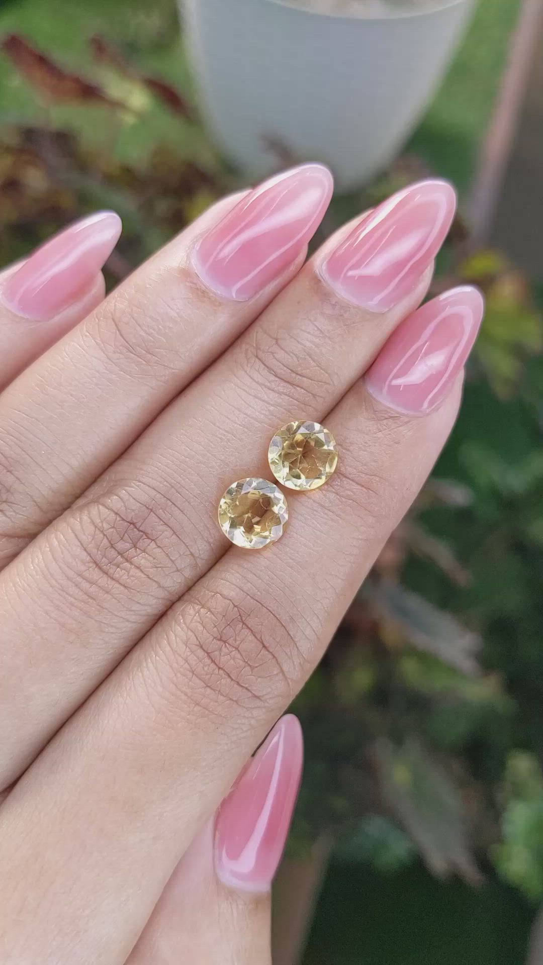 2.86&nbsp;Ct.Tw.Total Carat Weight Citrine Pair from Brazil Size Video