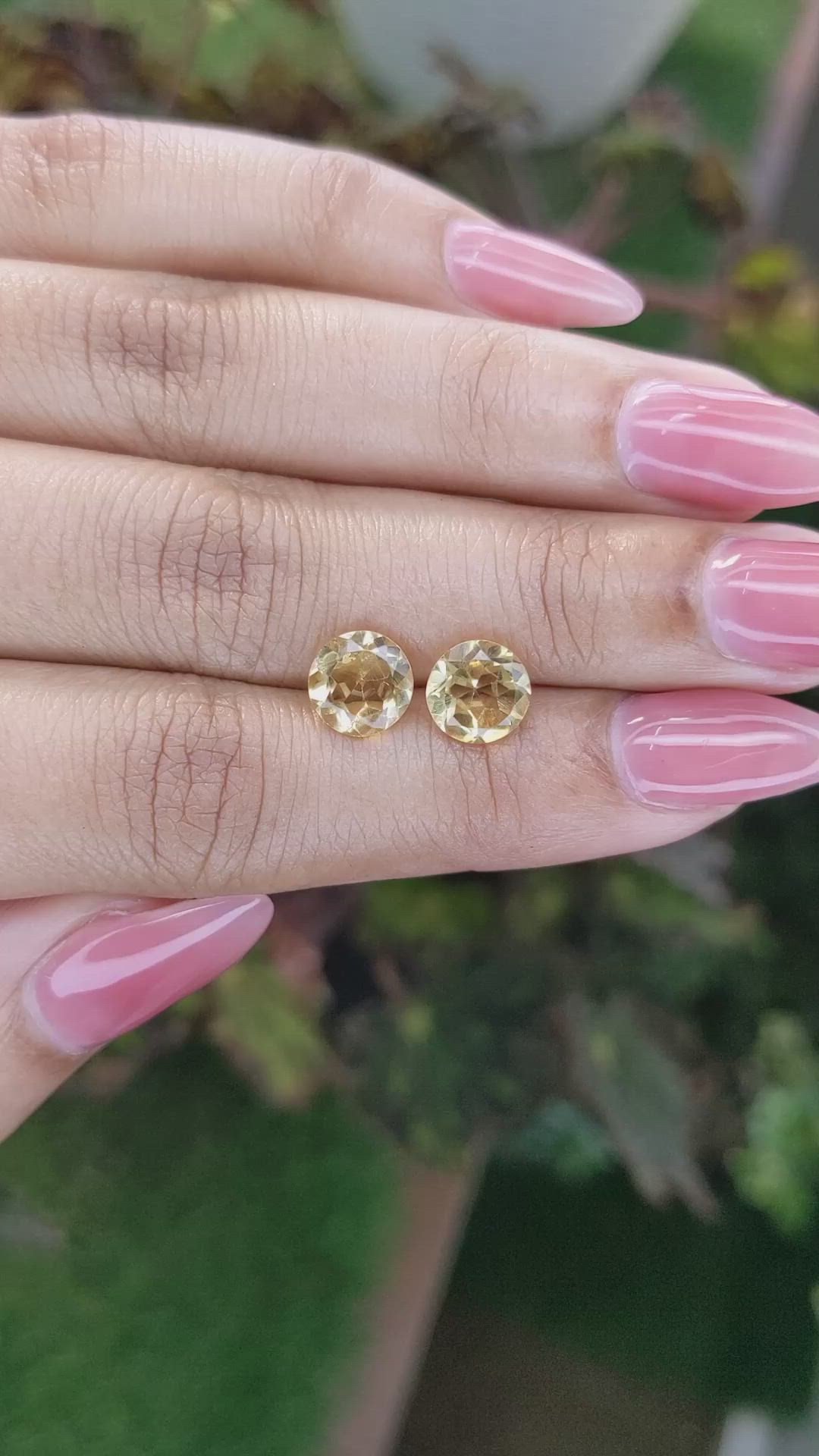 2.86&nbsp;Ct.Tw.Total Carat Weight Citrine Pair from Brazil Size Video