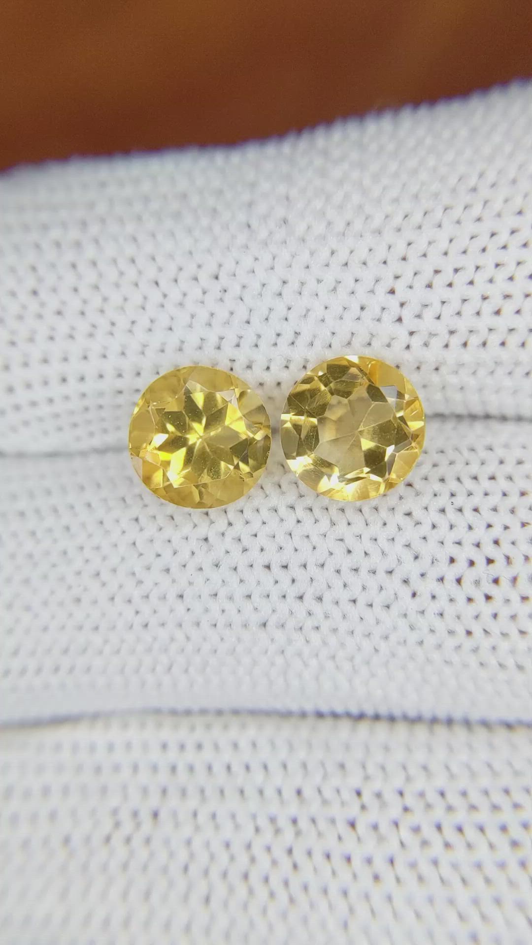 3.36&nbsp;Ct.Tw.Total Carat Weight Citrine Pair from Brazil Size Video