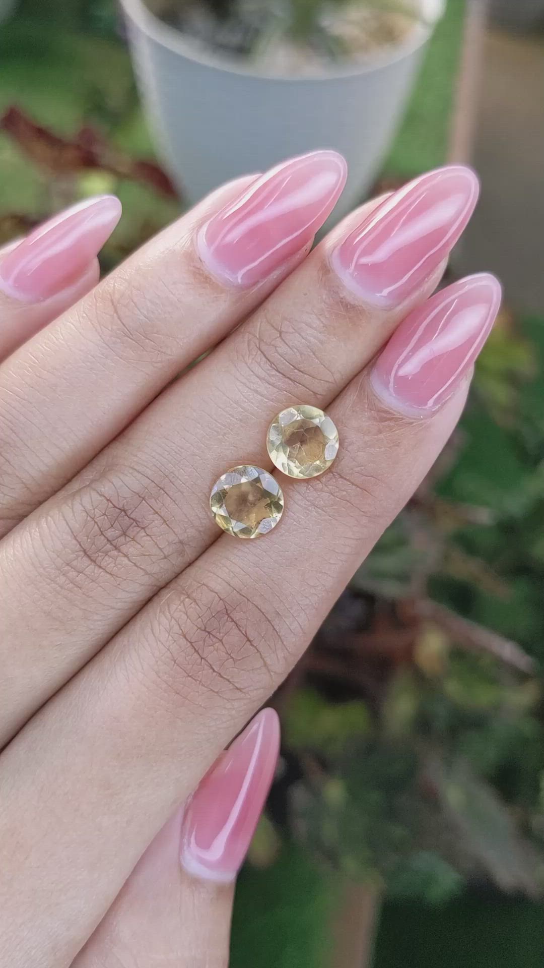 2.92&nbsp;Ct.Tw.Total Carat Weight Citrine Pair from Brazil Size Video