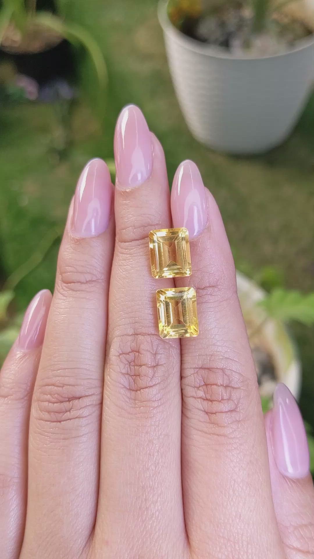 7.36&nbsp;Ct.Tw.Total Carat Weight Citrine Pair from Brazil Size Video