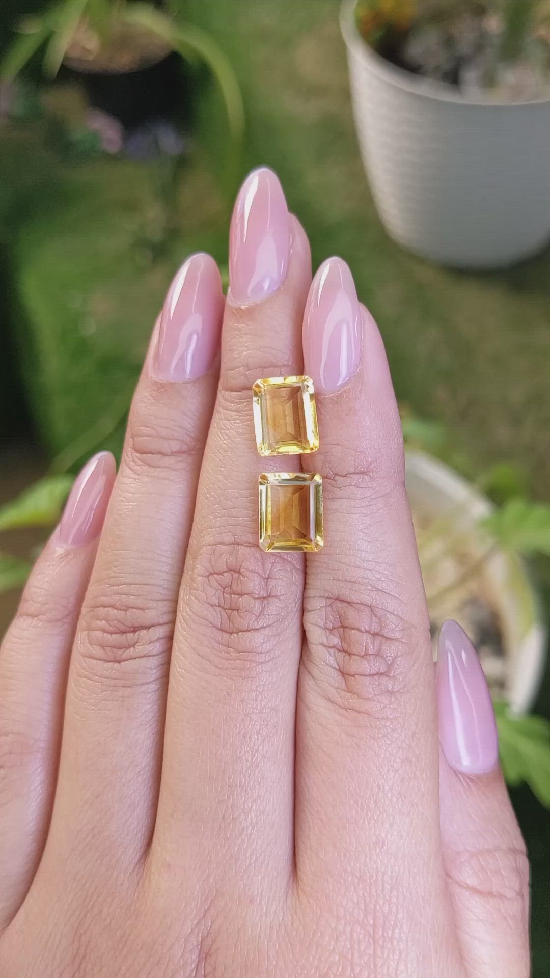 5.39&nbsp;Ct.Tw.Total Carat Weight Citrine Pair from Brazil Size Video