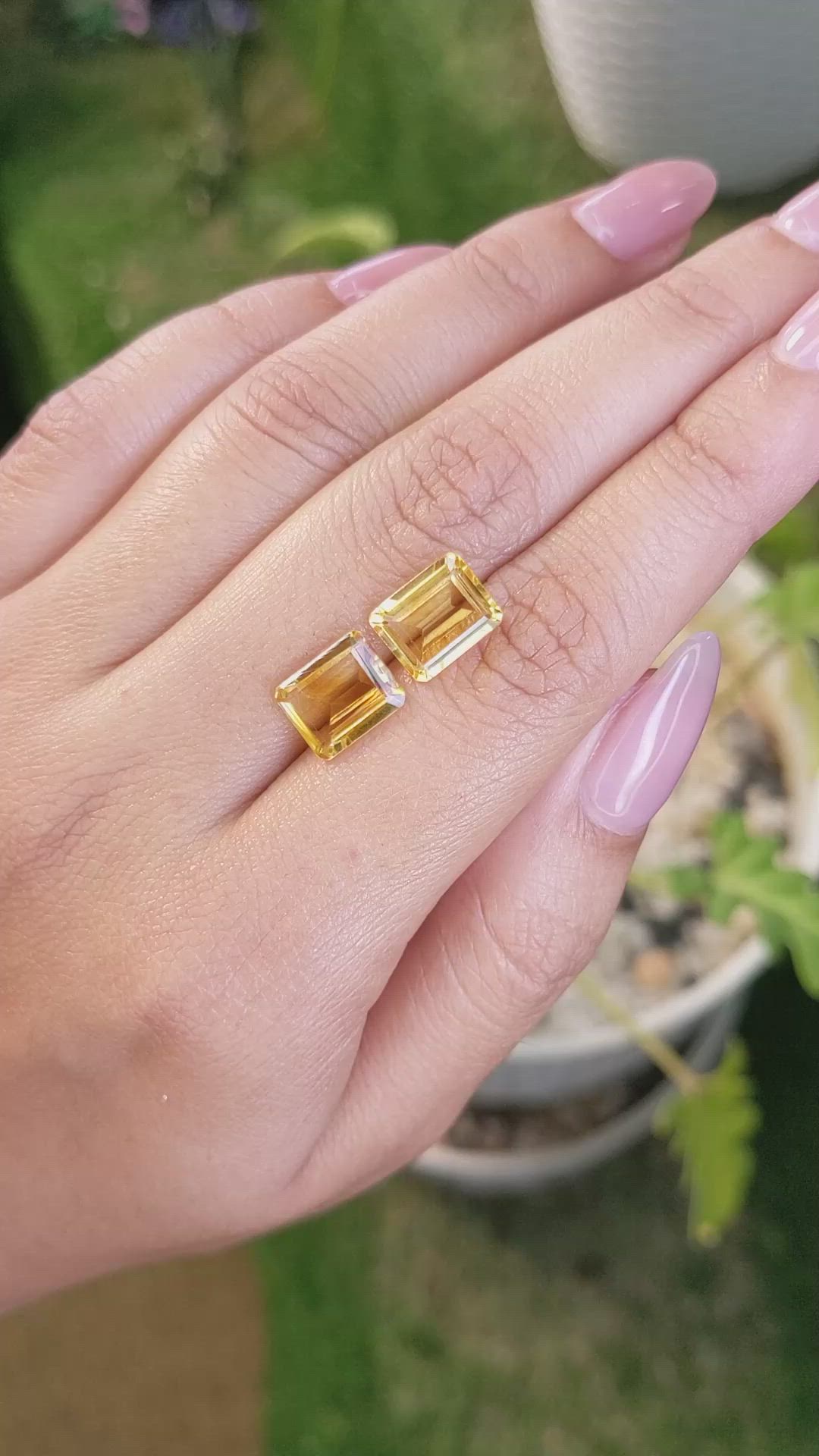 5.39&nbsp;Ct.Tw.Total Carat Weight Citrine Pair from Brazil Size Video