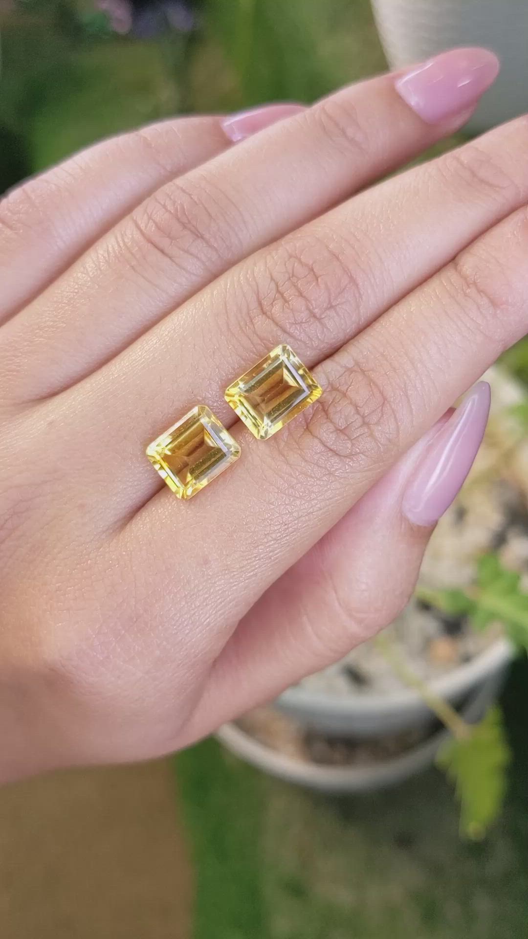 6.61&nbsp;Ct.Tw.Total Carat Weight Citrine Pair from Brazil Size Video