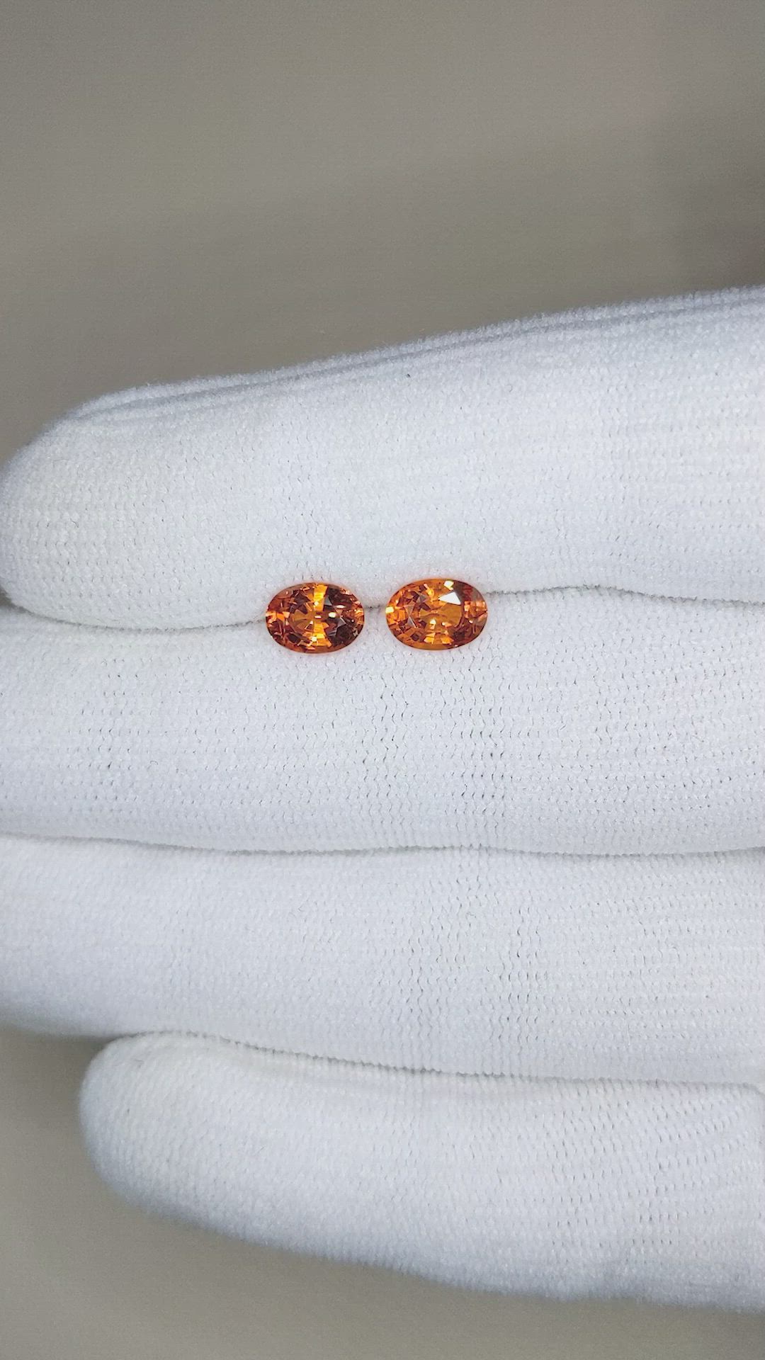 2.22&nbsp;Ct.Tw.Total Carat Weight Spessartite Garnet Pair from Nigeria Size Video