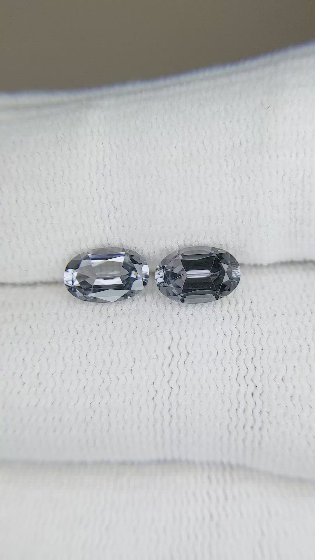 2.19&nbsp;Ct.Tw.Total Carat Weight Spinel Pair Size Video