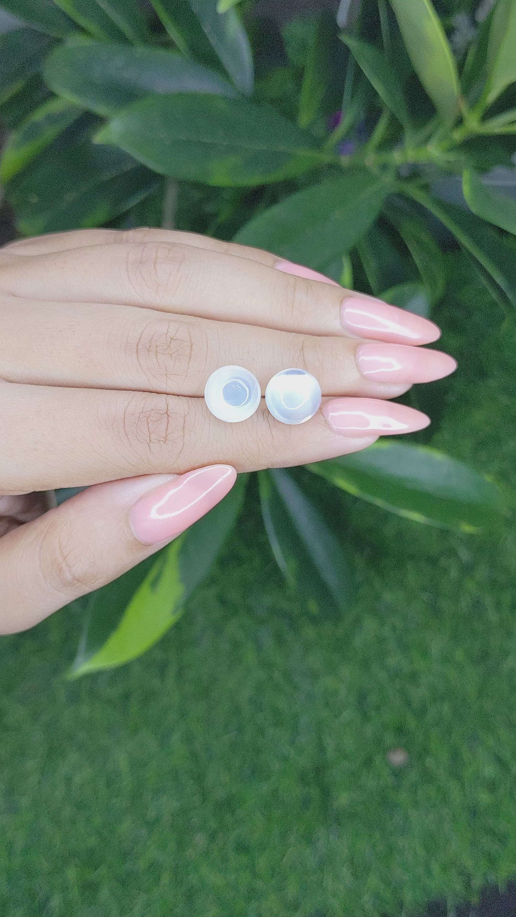 10.67&nbsp;Ct.Tw.Total Carat Weight White Cabochon Moonstone Pair from Madagascar Size Video