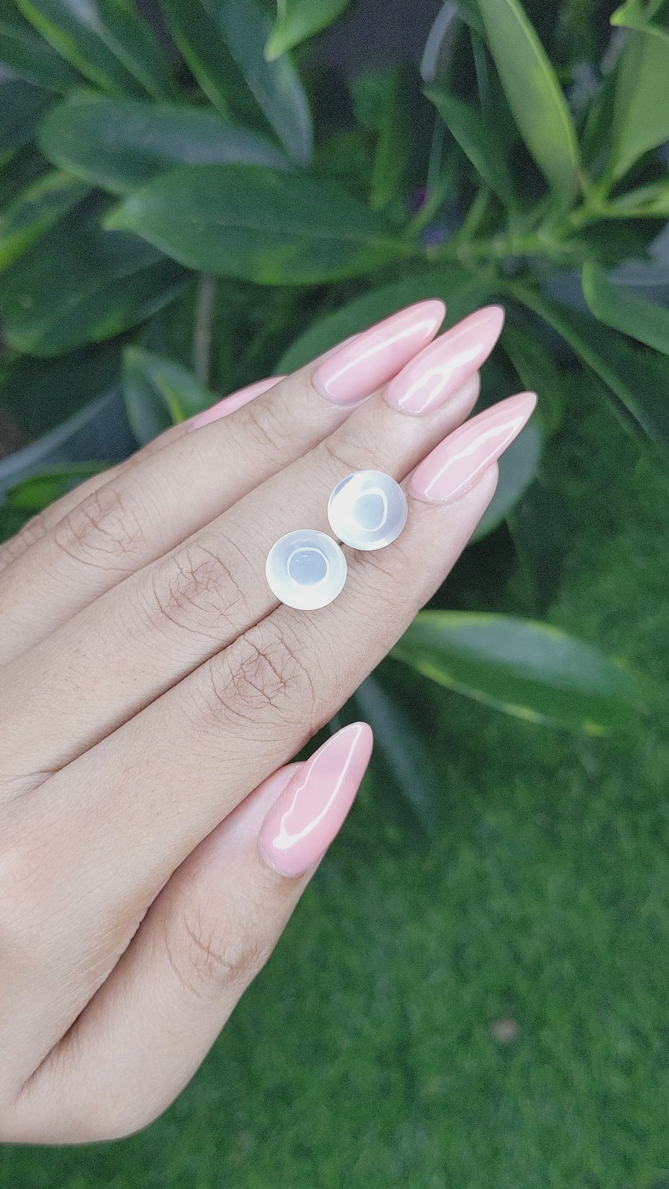 10.67&nbsp;Ct.Tw.Total Carat Weight White Cabochon Moonstone Pair from Madagascar Size Video