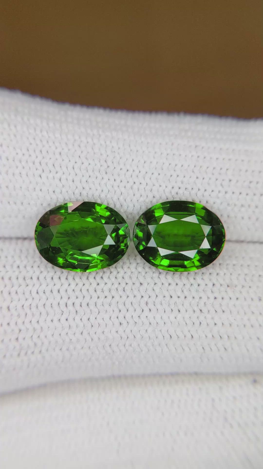 6.14&nbsp;Ct.Tw.Total Carat Weight Tsavorite Garnet Pair from Madagascar Size Video