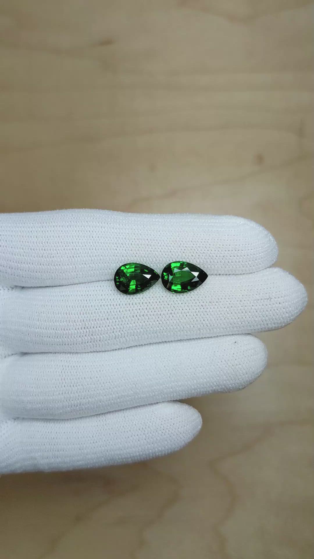 6.12&nbsp;Ct.Tw.Total Carat Weight Tsavorite Garnet Pair from Madagascar Size Video