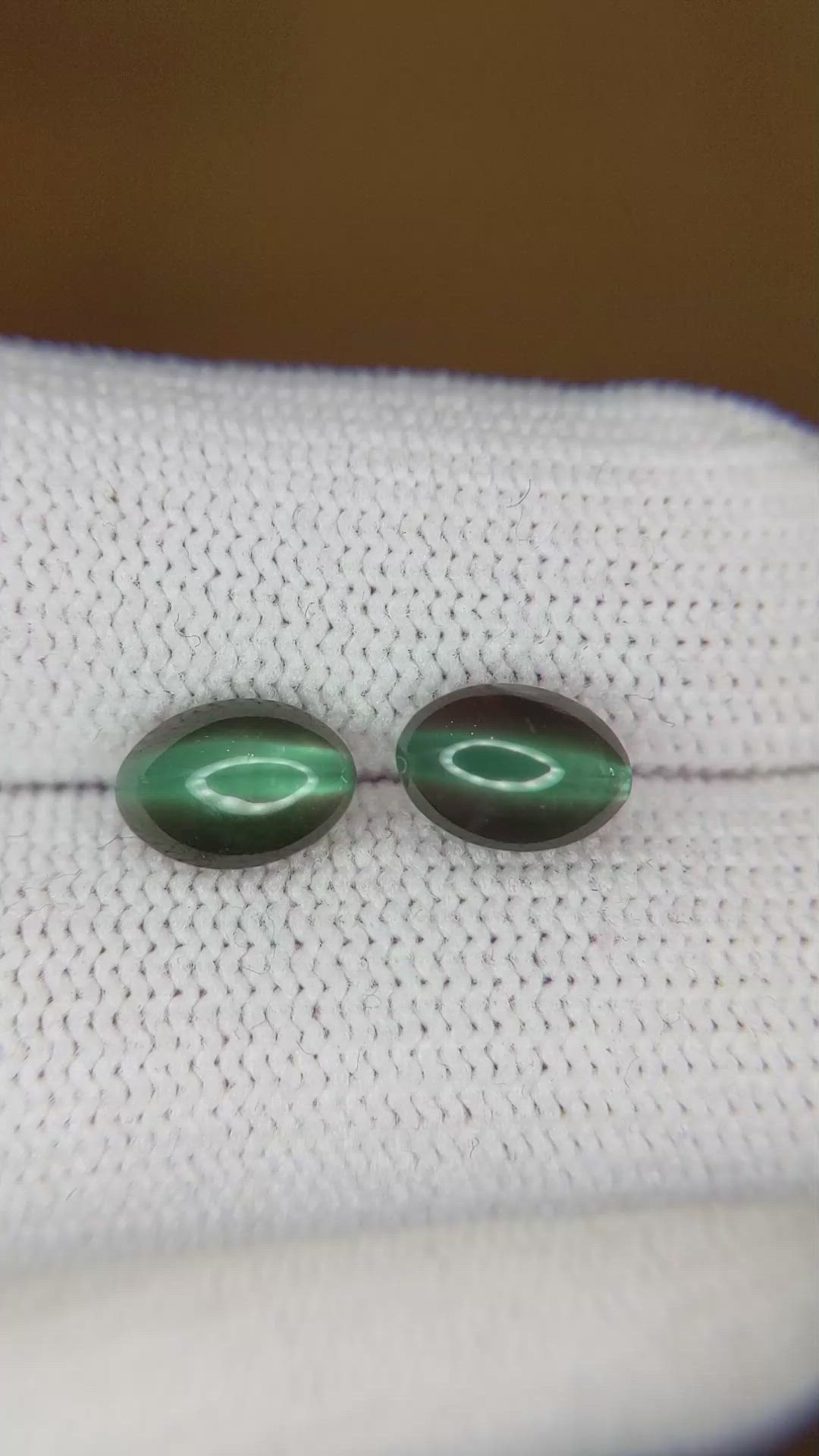 3.19&nbsp;Ct.Tw.Total Carat Weight Cabochon Alexandrite Pair from Ceylon (Sri Lanka) Size Video