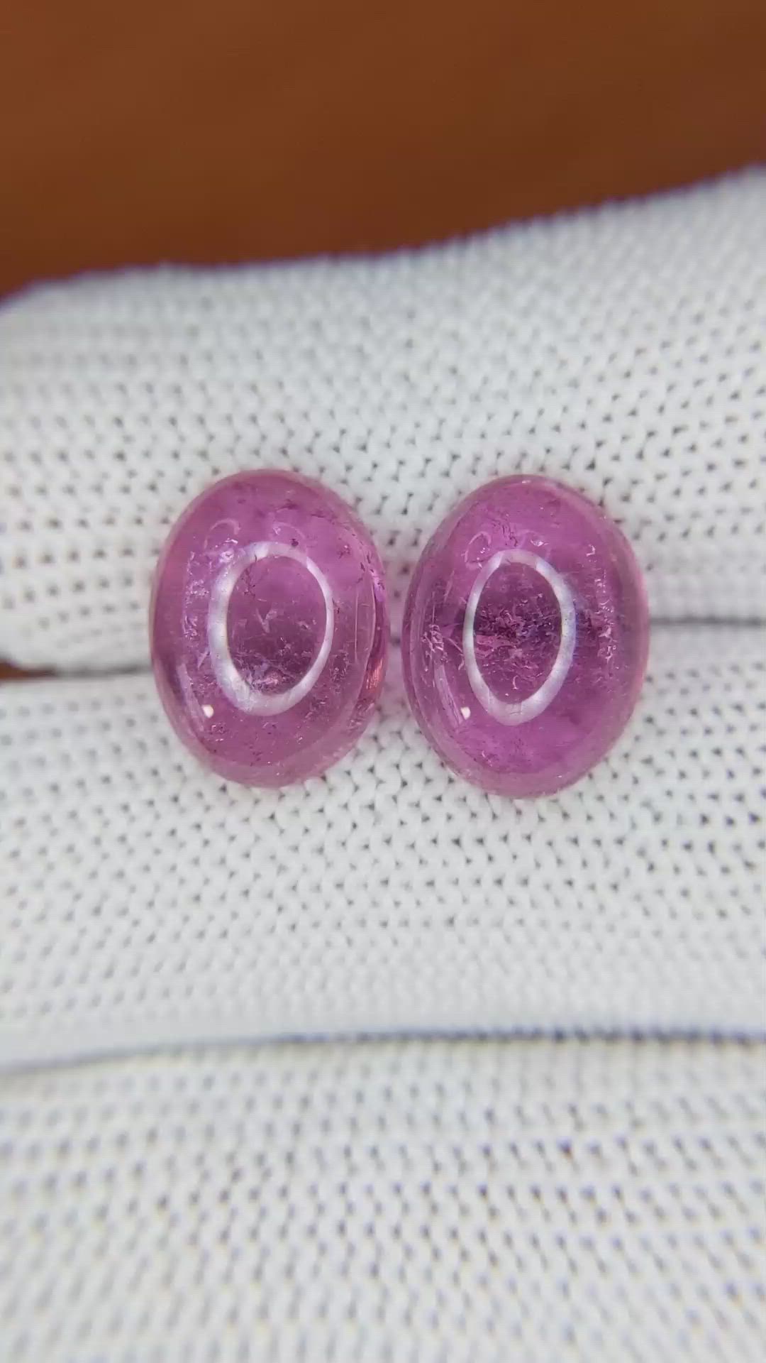 10.55&nbsp;Ct.Tw.Total Carat Weight Cabochon Tourmaline Pair from Africa Size Video