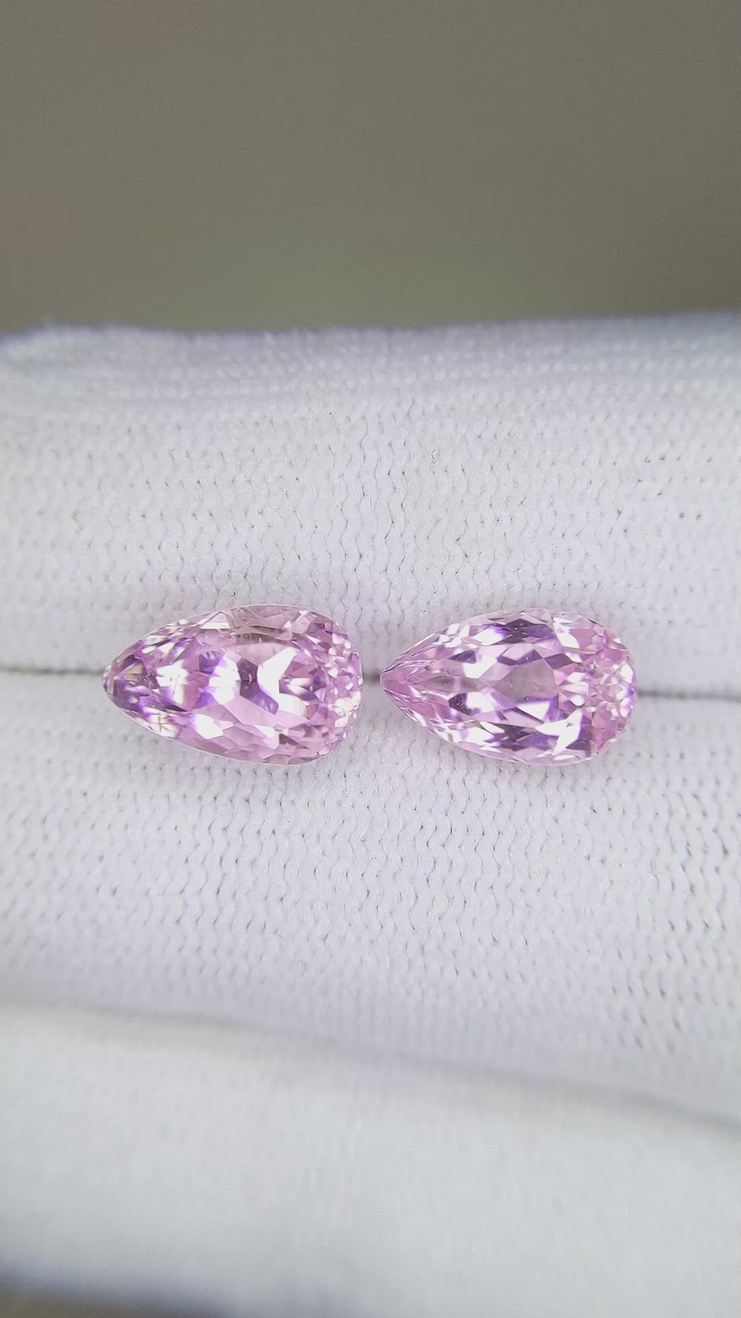 5.20&nbsp;Ct.Tw.Total Carat Weight Kunzite Pair from Afghanistan Size Video