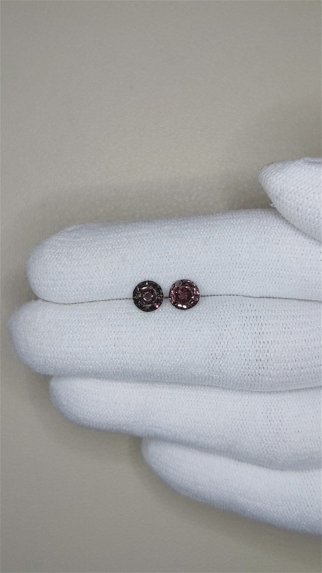 1.77&nbsp;Ct.Tw.Total Carat Weight Garnet Pair from Tanzania Size Video